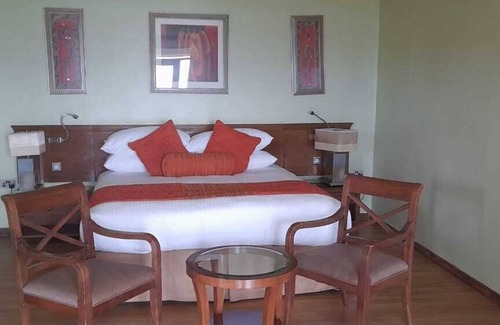 Nakuru Complejo | CAPELLA RESORT