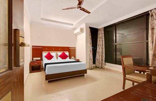 Jayanagar Hotel | Capital O 11148 Amethyst Business Hotel