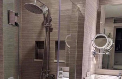 Bonifacio Global City Hotel | Capital O 804 The Residences at Bonifacio Civic Center