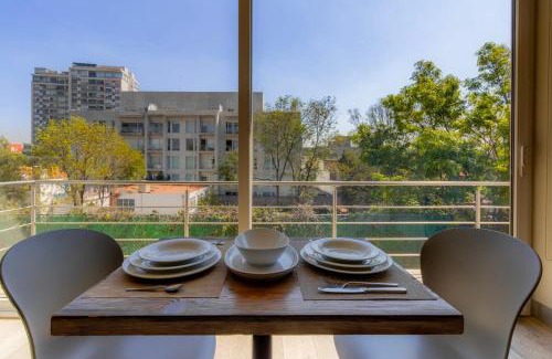 Álvaro Obregón Casa | Capitalia Calm Retreat with Gym Near Frida Museum