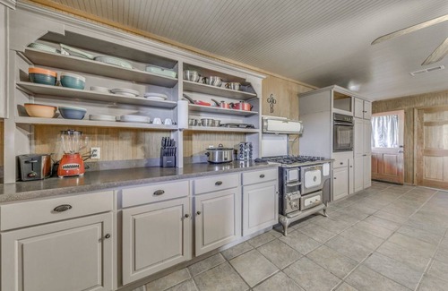 Glencoe Casa | Capitan Vacation Rental w/ Grill, Near Ruidoso!