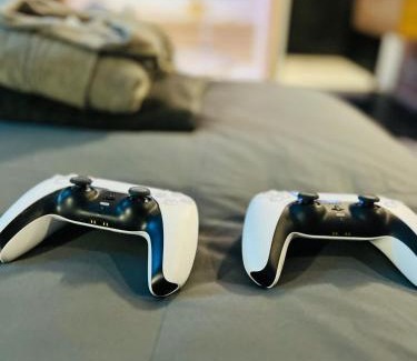 Douai Apartamento | Capsule Street Art - Sauna- Jacuzzi - Playstation 5 - Billard - Netflix - Home cinéma - Terrasse