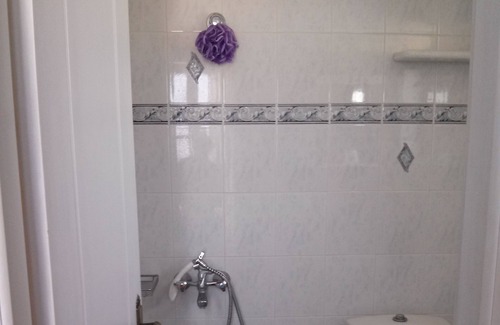 Logaras Casa | Andrew's Captain Hide Away, a 150 metros de la playa de Logaras
