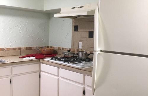 Elephant Butte Casa | Captain's Quarters: Home on 1/2 acre, pets okay, circle drive, new Trex deck.