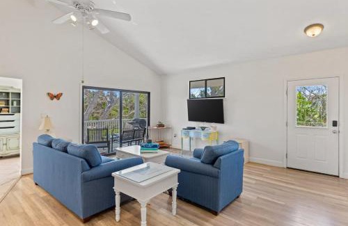 Wulfert Casa | Captiva Beach Bungalow on Turner Beach