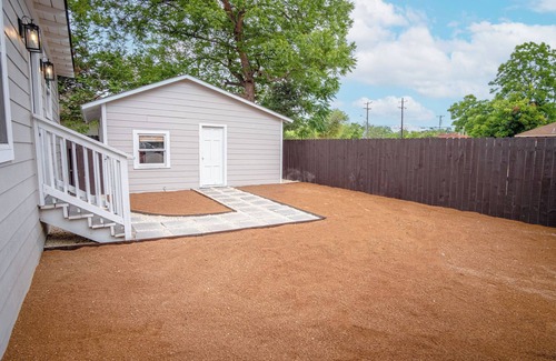 Near East Side Casa | Captivating 4BR 2BA Home Near Awesome Downtown