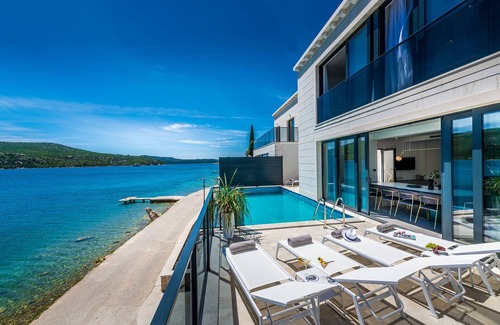 Slano Villa | Captivating Dubrovnik Villa | Villa Belle Riviere | Private Infinity Pool & Next to the Sea | Slano