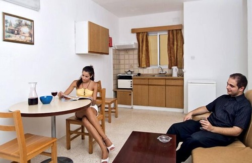 Qawra Apartamento | Cardor Apartments