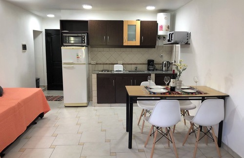Morón Apartamento | Cares Apartament, Morón, Buenos Aires.