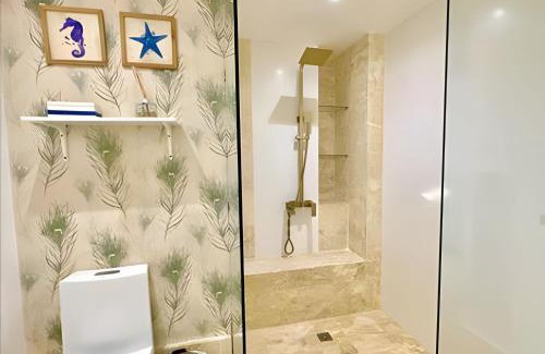 Juan Dolio - El Pueblo Apartamento | Caribbean OceanView 1Bdrm Beachfront Apartment