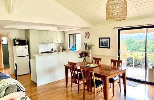 Crooked Brook Casa | Caringal in the Valley Farm stay