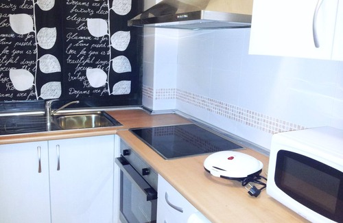 Vélez de Benaudalla Apartamento | Carmín. COSTA TROPICAL- ALPUJARRAS. Ideal Parejas. SOL y NIEVE.
