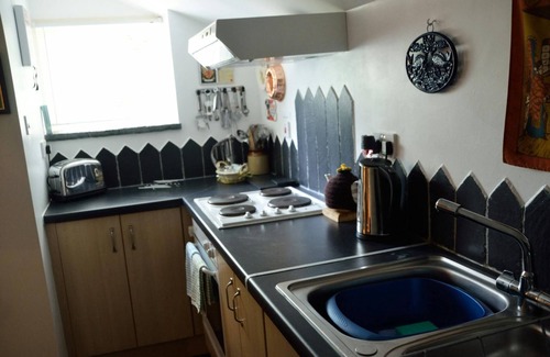 Goodwick Cabaña | Carni Lodge, Fishguard