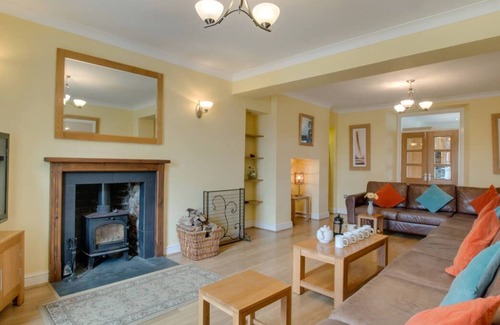 Horton Casa | Carreg Lwyd Farmhouse