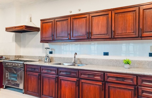 Cuenca Cama Y Desayuno | Casa 11-24 by Casa Bolivar