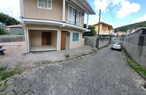 Governador Celso Ramos Casa | Casa 600 mts da praia do Simao Canto dos Ganchos