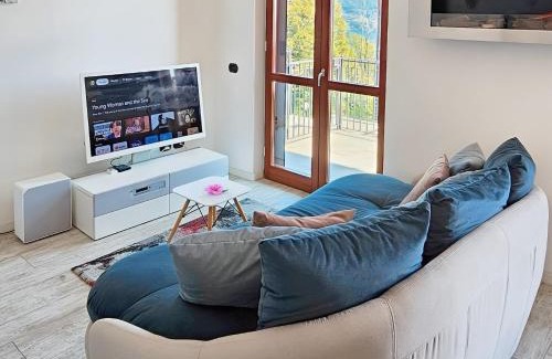 Brolo Apartamento | Casa A&E - Panoramic Lake Orta Views