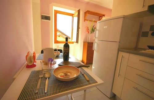 Gonte Apartamento | CASA AMINA LAKEVIEW! Grazioso monolocale vista lago, animali accettati benvoluti