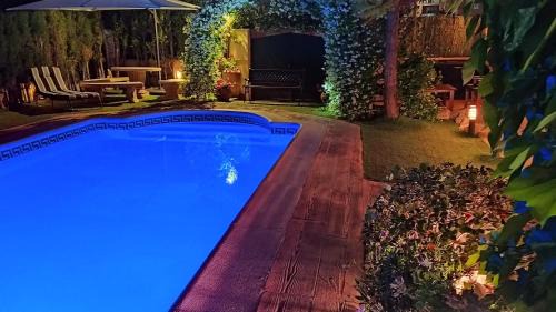 Biar Casa | Casa Axier Chalet con encanto, piscina privada, calefacción y chimenea