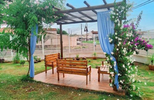 Londrina Casa | Casa Azul Antares 3 Quartos - Pet Friendly