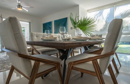 Puerto Juarez Condominio | Casa Azul With Private Pool 2 Bedroom Condo by RedAwning