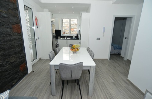 Canical Apartamento | Casa Baleia Azul (Blue Whale House)