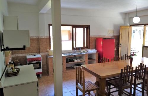 Ipiranga Casa | Casa Beira-Mar 10pessoas 3 Suítes Térreo - A única realmente "Pé na Areia" c WiFi