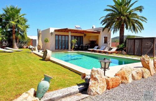 Sant Joan de Labritja Casa | Casa Bet con piscina y jardín.
