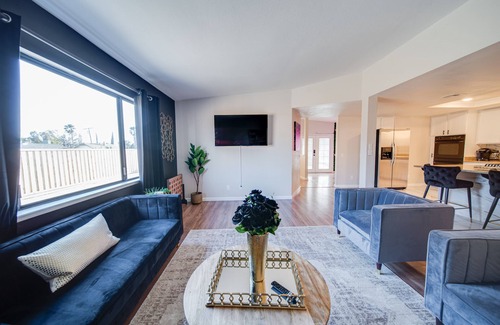 Banning Casa | Casa Blanca (Arcade/Theatre/Game Room/RV Parking)