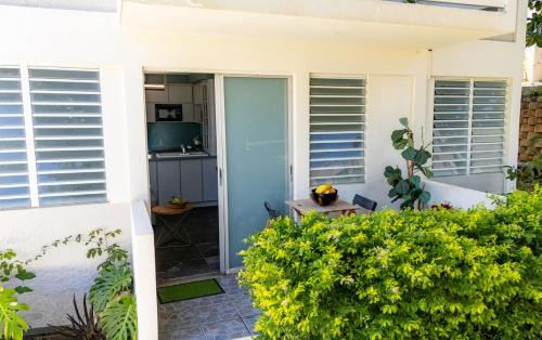 Bajura Apartamento | Casa Brisa del Mar - Steps to Montones Beach