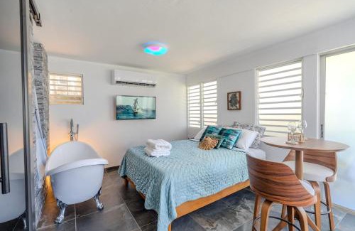 Bajura Apartamento | Casa Brisa del Mar - Steps to Montones Beach