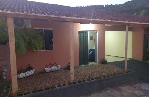 Pomerode Apartamento | Casa Bromélia - 2 Quartos