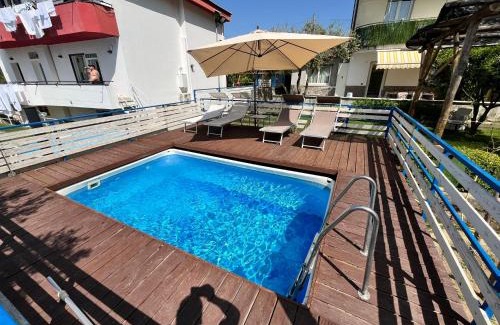Piazza-Tralia-Pendolo Casa | Casa Bruna