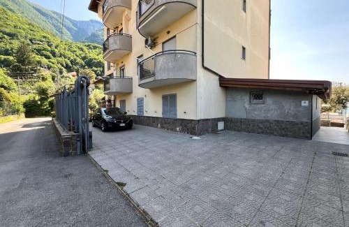 Piazza-Tralia-Pendolo Casa | Casa Bruna