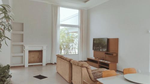 Ipiabas Casa | Casa c/3 Suítes, Piscina e Área Gourmet