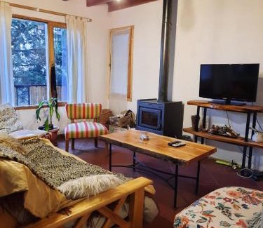 San Martín de los Andes Casa | Casa Cabaña de Alquiler Turístico para Vacacionar con Familia o Amigos en San Martin de los Andes Capacidad 6 Personas