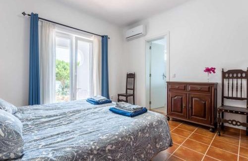 Alporchinhos Cama Y Desayuno | Casa Cinco Cupulas