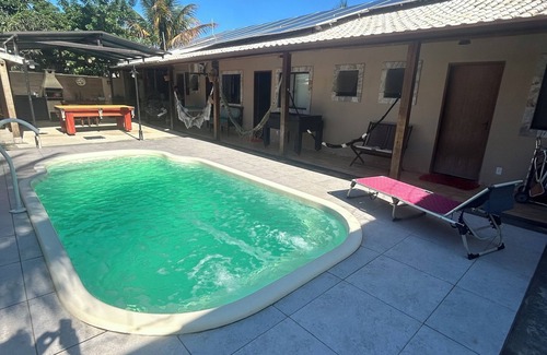Rasa Casa | Casa com 3 Suites e com Cozinha e Quintal com Churrasqueira e Piscina
