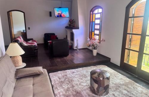 Sao Bento do Sapucai Casa | Casa com lareira em São Bento