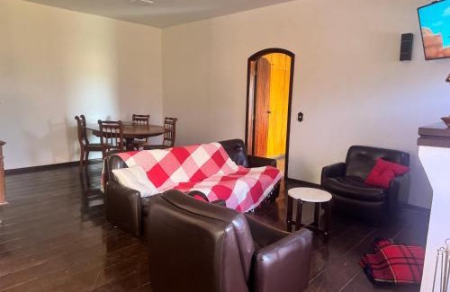 Sao Bento do Sapucai Casa | Casa com lareira em São Bento