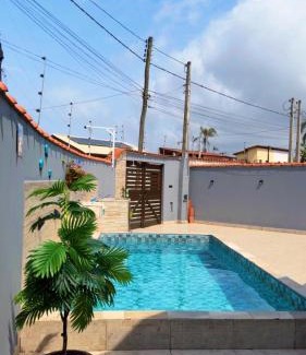 Santa Terezinha Casa | Casa com piscina climatizada em Itanhaém!
