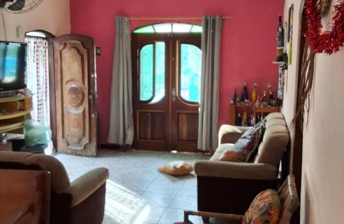 Jardim Praia Grande Casa | Casa com pisicna in Mongaguá