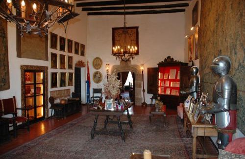 Montsonis Apartamento | Casa con chimenea y vista al valle - Cal Valeriet