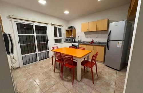 Zona Granja Casa | Casa con Garage Puerto Iguazú, zona residencial