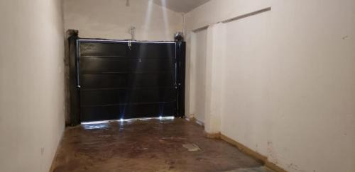 Santiago del Estero Casa | Casa con garaje sobre avenida