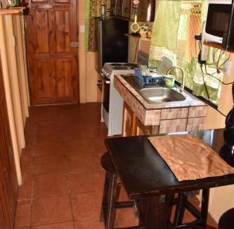 Santa María Casa | Casa con vista a valle de Dota y zona cafetalera