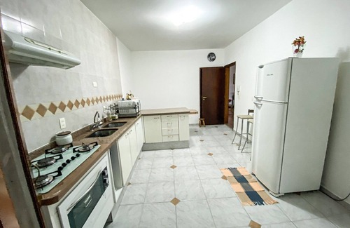 Carapicuiba Casa | Casa confortável com churrasqueira na Granja Viana