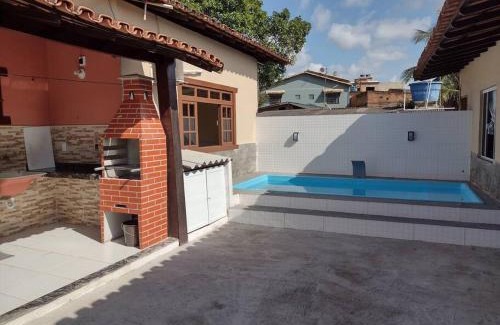 Rio das Ostras Casa | Casa confortável com piscina e churrasqueira
