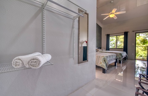 Puerto Viejo de Talamanca Hotel | Casa Conley del Mar