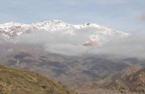 Tunuyán Chalet De Esquí | Casa Cubo